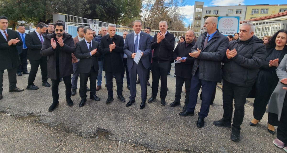 Eğitim Camiası Öğretmene Saldırıyı Kınamak ...