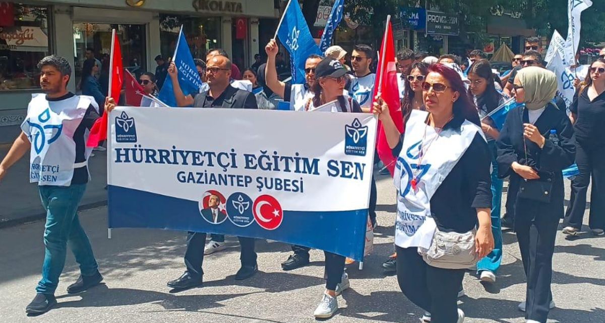 Hürriyetçi Eğitim Sen'den Tepki: 'Öğretmen ...