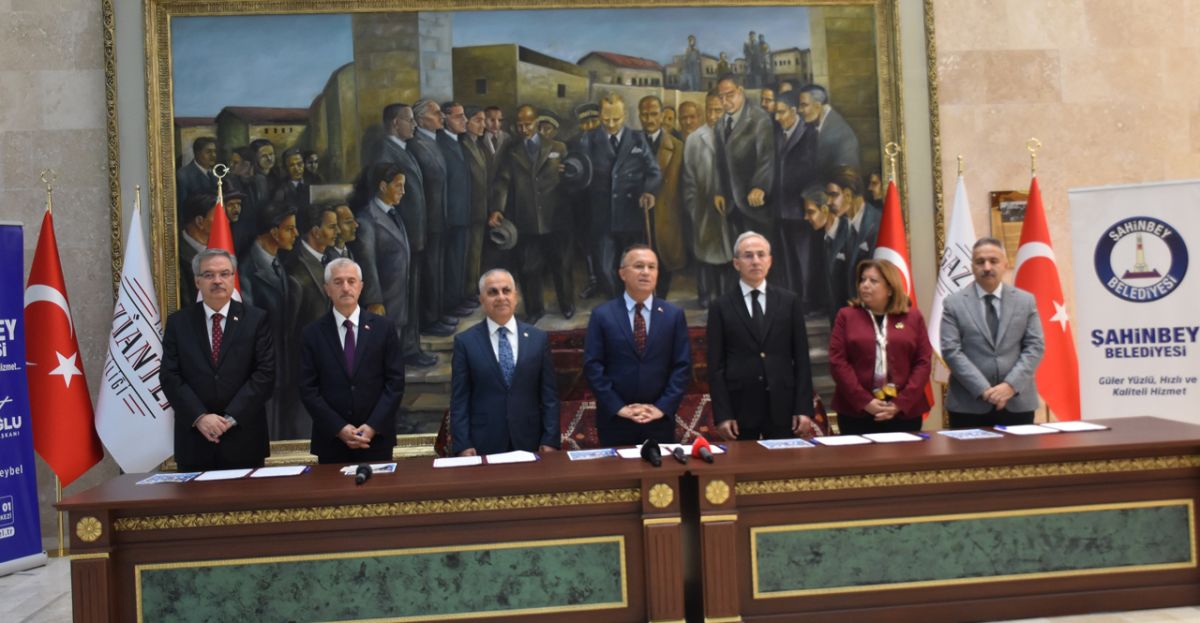 Şahinbey Kitap Günleri 10. Kez ...
