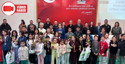 Gaziantep’te Satrançla Anlamlı Vefa: 5. Geleneksel Sani Konukoğlu Veysel Güneş’i Anma Satranç Turnuvası Yoğun İlgi Gördü