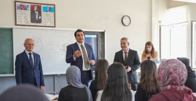 Şehitkamil Belediyesi’nden Üniversite Öğrencilerine 20 Bin TL Eğitim Desteği